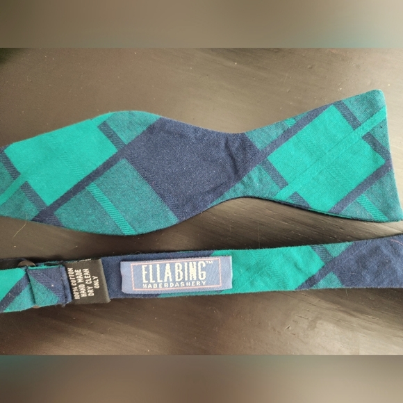 Blue and Green Tartan Cotton Bow Tie - Picture 5 of 5
